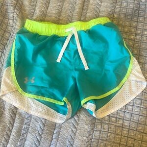 Under Armour Girls Shorts NEW